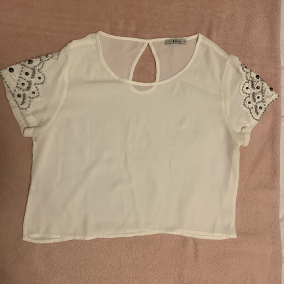 Blouses Bundle (Size: Small) - Picture 7 of 11